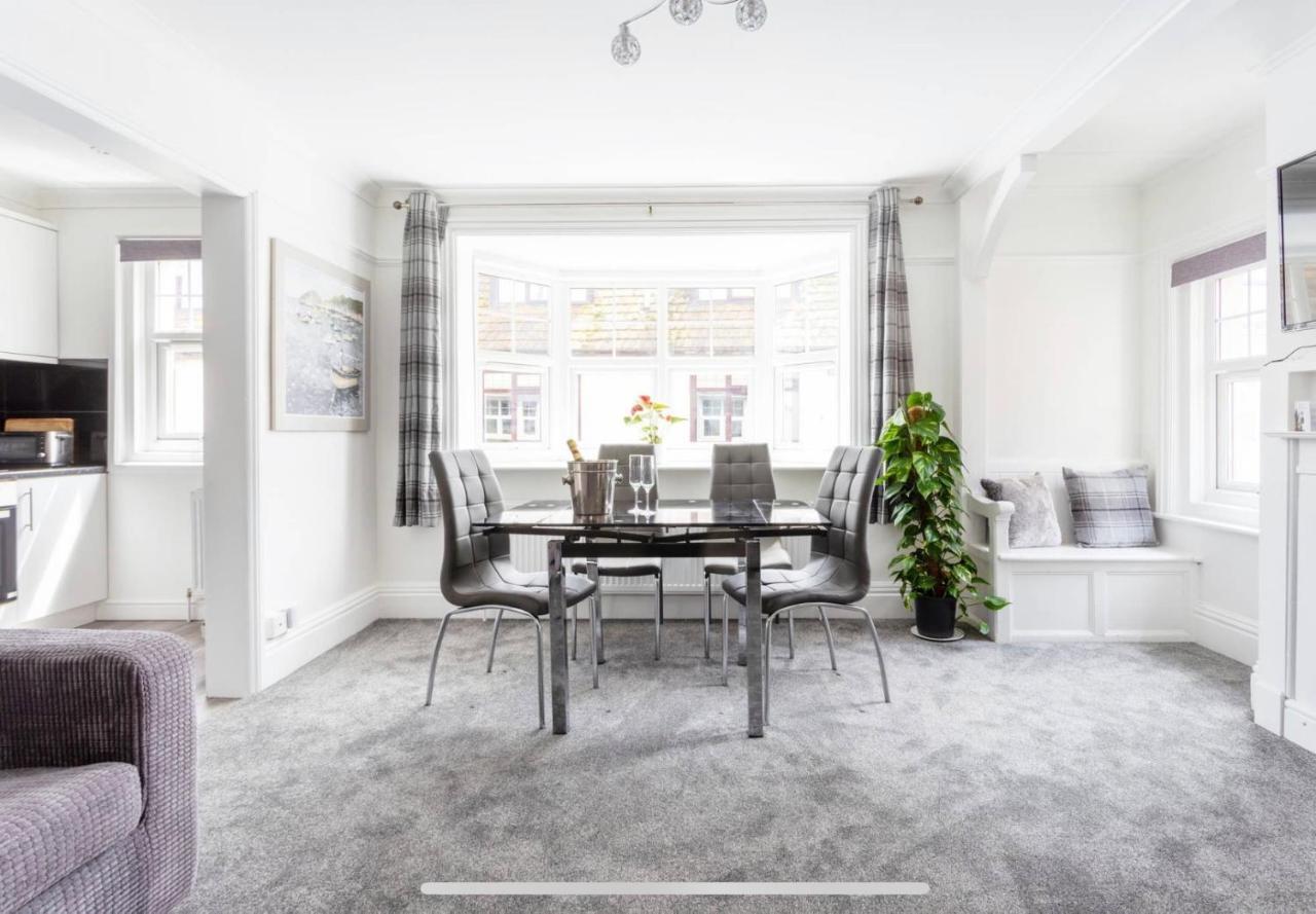 Ammonite Luxury Beachfront Apartment Lyme Regis Exterior foto